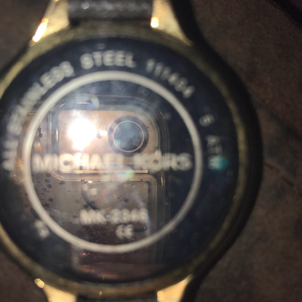 Michael Kors double wrap leather watch. - Picture 7 of 8